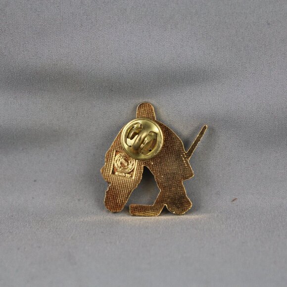 St Louis Blue Pin (VTG) - 1990s Away Goalie by Ace - Inlaid Pin - Picture 2 of 3